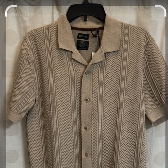 BUFFALO DAVID BITTON
Walsh Button-Front Beige Short Sleeve knit Shirt Size S - Picture 2 of 11